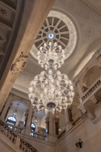 iDogi - Chandelier Web Res002 – NOTA BENE citazione obbligatoria ‘Tom St. Aubyn Photography Ltd’